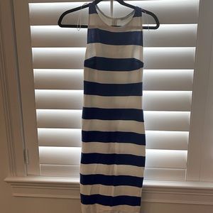 Zara midi dress size small